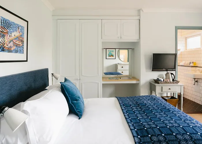 Luxury hotel only: Merchants Manor Spa